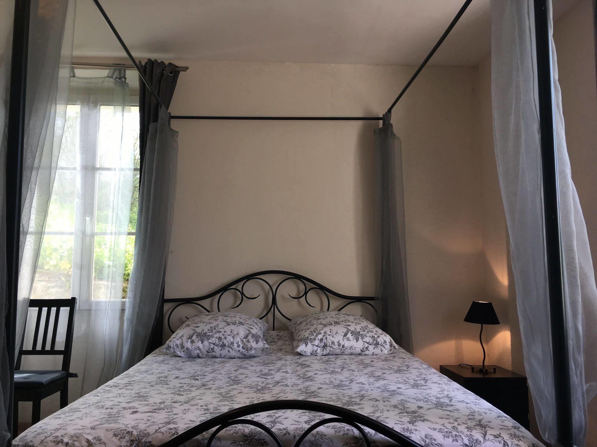 Domaine Du Moulin De Champie - Versailles - Gites & Suites Feucherolles Exteriér fotografie